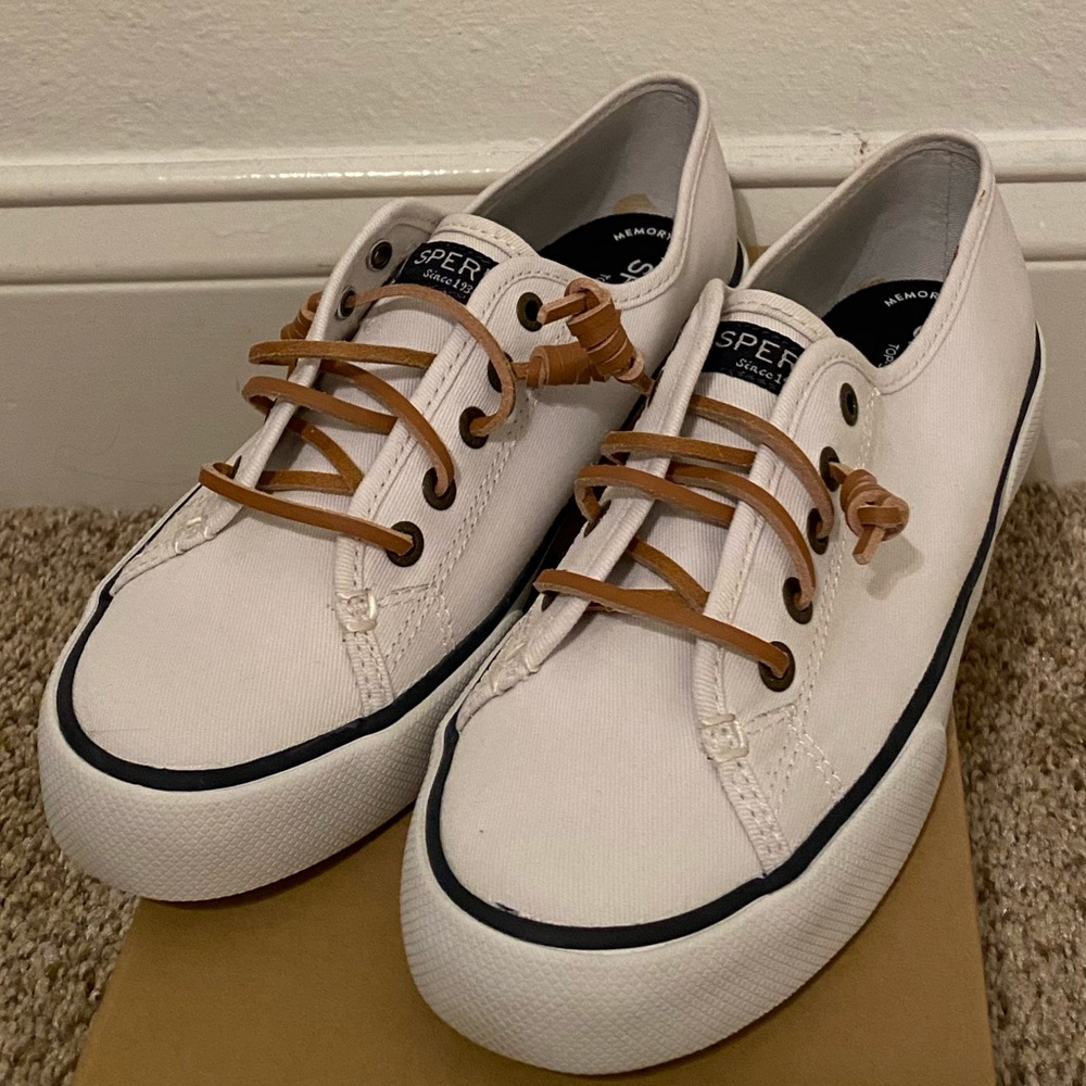 SPERRY Top Sider: Pier View Core White (6 Women)